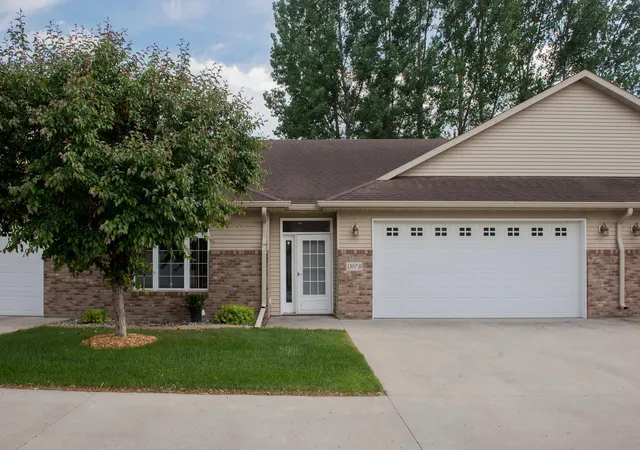 Photo 1 of Single family home for sale at 1307 2nd Street S #B, Moorhead, MN 56560 | MLS# 7088524 | Listing updated on 2026-09-11