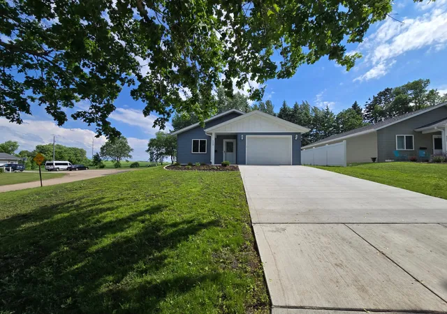 Photo 1 of Sale Pending at 528 E St Charles Ave, Fergus Falls, MN 56537 | MLS# 7088618 | Listing updated on 2026-09-15