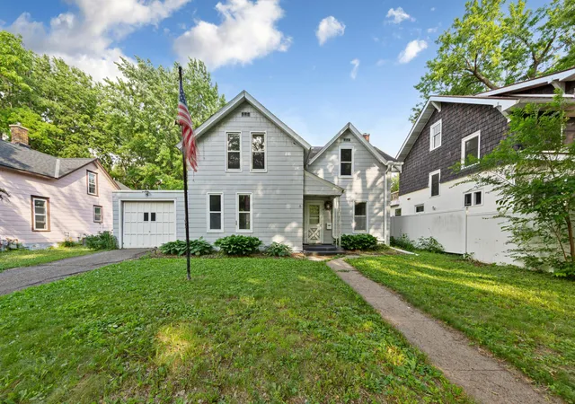 Photo 1 of Single family home for sale at 1617 N 4th Street, Mankato, MN 56001 | MLS# 7088810 | Listing updated on 2026-09-14