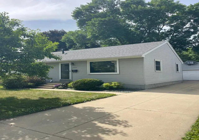 Photo 1 of Single family home for sale at 3904 7th Place Nw, Rochester, MN 55901 | MLS# 7090211 | Listing updated on 2026-09-13