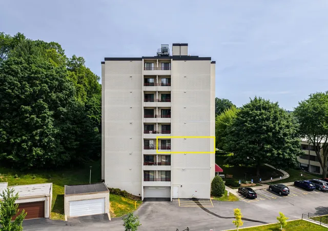Photo 2 of Condo for sale at 625 19th Street Nw #300, Rochester, MN 55901 | MLS# 7090466 | Listing updated on 2026-09-10
