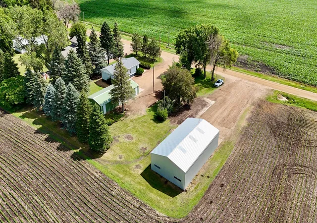 Photo 4 of Single family home for sale at 23227 Sundberg Ave, Brewster, MN 56119 | MLS# 7090640 | Listing updated on 2026-09-10