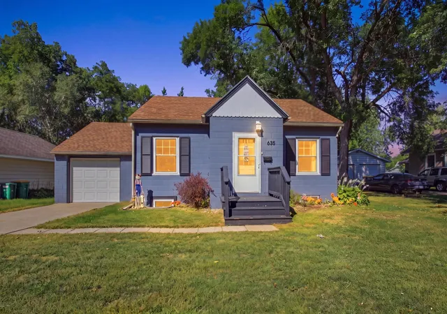 Photo 2 of Single family home for sale at 635 E 2nd Street, Litchfield, MN 55355 | MLS# 7091010 | Listing updated on 2026-09-15