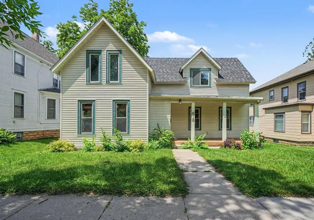 Photo 1 of Sale Pending at 816 W 5th Street, Red Wing, MN 55066 | MLS# 7091822 | Listing updated on 2026-09-10