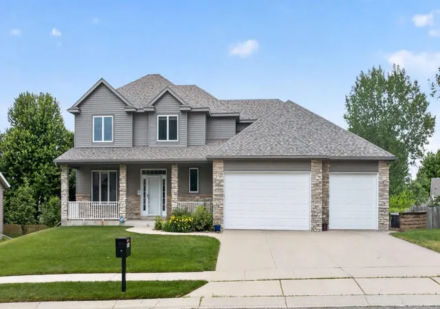 Photo 1 of Single family home for sale at 2043 Hightop Pl Ne, Rochester, MN 55906 | MLS# 7092083 | Listing updated on 2026-09-15