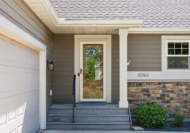 Photo 2 of Sale Pending at 11763 Erskin Cir, Minneapolis, MN 55449 | MLS# 7092911 | Listing updated on 2026-09-08