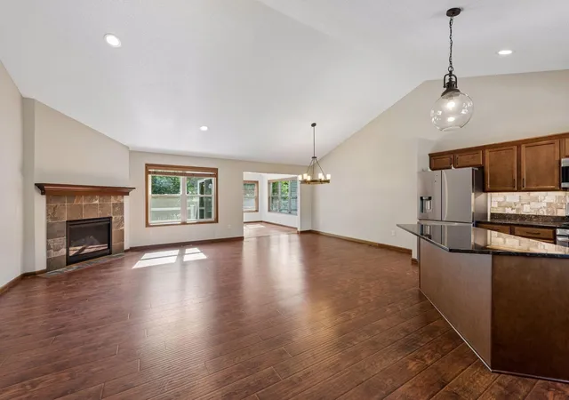 Photo 3 of Sale Pending at 11763 Erskin Cir, Minneapolis, MN 55449 | MLS# 7092911 | Listing updated on 2026-09-08