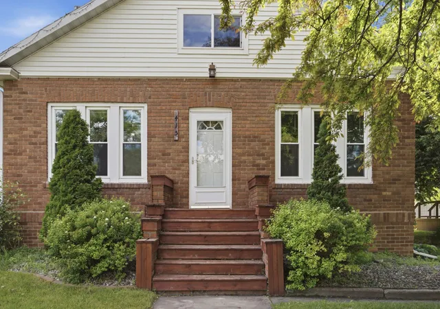 Photo 3 of Single family home for sale at 415 9th Street, Hawley, MN 56549 | MLS# 7093171 | Listing updated on 2026-09-15