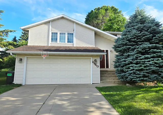 Photo 2 of Sale Pending at 2640 59th Street Nw, Rochester, MN 55901 | MLS# 7093738 | Listing updated on 2026-09-11