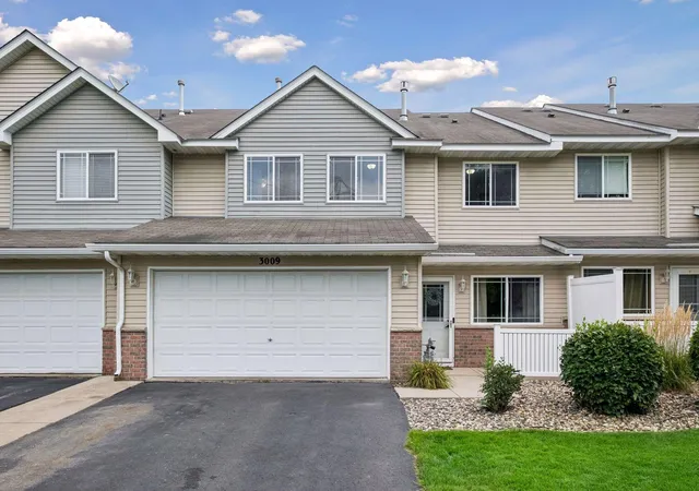 Photo 1 of Single family home for sale at 3009 Western Ave Nw, Faribault, MN 55021 | MLS# 7093739 | Listing updated on 2026-09-15