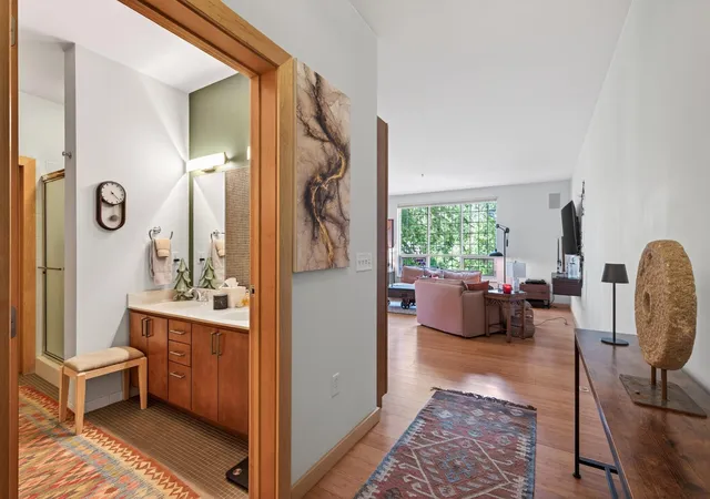 Photo 3 of Condo for sale at 521 2nd Street Se #301, Minneapolis, MN 55414 | MLS# 7093915 | Listing updated on 2026-09-15
