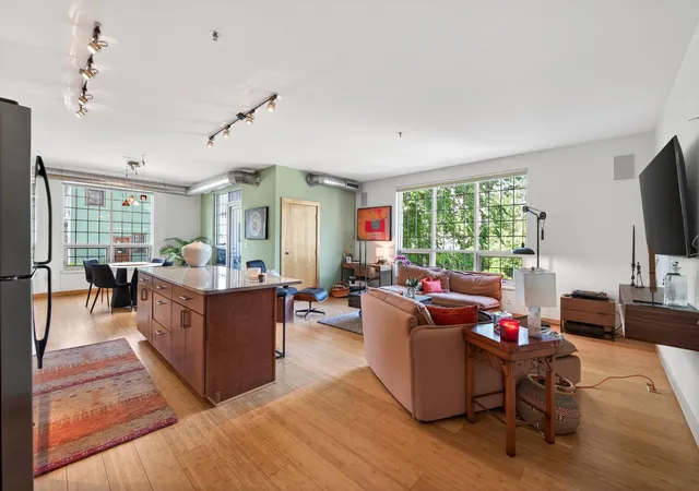 Photo 3 of Condo for sale at 521 2nd Street SE #301, Minneapolis, MN 55414 | MLS# 7093915 | Listing updated on 2026-09-15