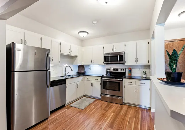 Photo 3 of Condo for sale at 705 E Burnsville Pkwy #114, Burnsville, MN 55337 | MLS# 7094009 | Listing updated on 2026-09-11
