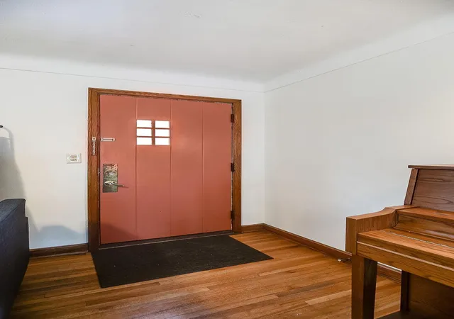 Photo 3 of Sale Pending at 973 Galvin Ave, Saint Paul, MN 55118 | MLS# 7094201 | Listing updated on 2026-09-10