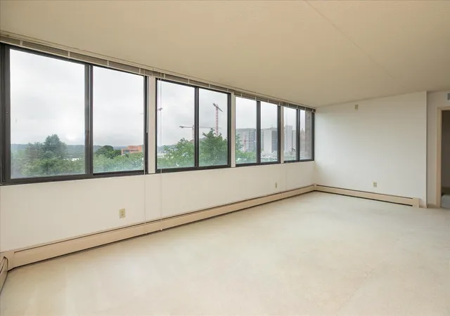 Photo 2 of Sale Pending at 600 4th Street Sw #605, Rochester, MN 55902 | MLS# 7094228 | Listing updated on 2026-09-11