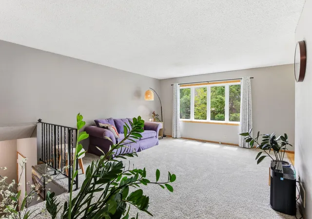 Photo 4 of Townhouse for sale at 17627 Ionia Ct, Lakeville, MN 55044 | MLS# 7095365 | Listing updated on 2026-09-15