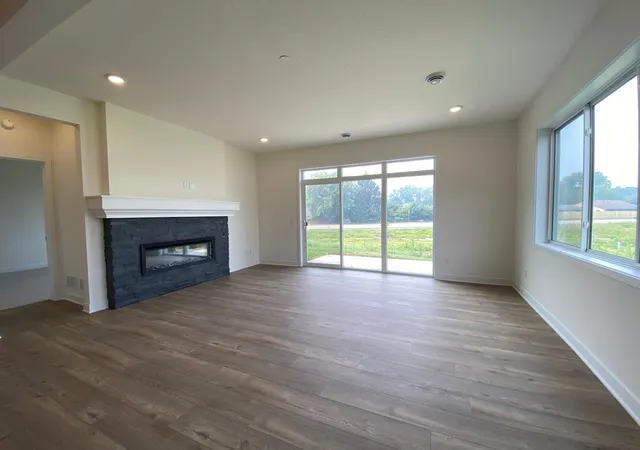Photo 1 of Single family home for sale at 13785 Hollybrook Cir, Saint Paul, MN 55124 | MLS# 7097105 | Listing updated on 2026-09-19