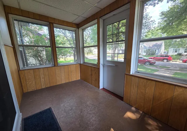 Photo 2 of Single family home for sale at 5610 37th Ave S, Minneapolis, MN 55417 | MLS# 7097119 | Listing updated on 2026-09-10