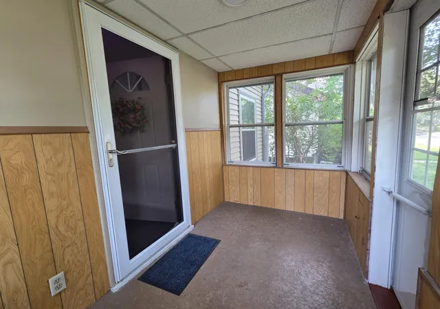 Photo 3 of Single family home for sale at 5610 37th Ave S, Minneapolis, MN 55417 | MLS# 7097119 | Listing updated on 2026-09-10