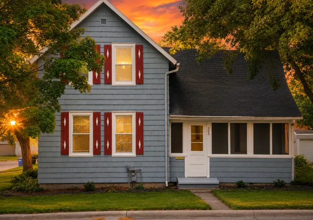 Photo 1 of Single family home for sale at 303 Willow St, Faribault, MN 55021 | MLS# 7097767 | Listing updated on 2026-09-15