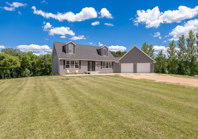 Photo 1 of Single family home for sale at 38653 Woodview Cir, Le Center, MN 56057 | MLS# 7098399 | Listing updated on 2026-09-11