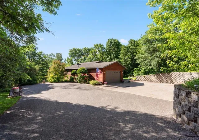 Photo 3 of Single family home for sale at 31204 Apache Cir, Pequot Lakes, MN 56472 | MLS# 7098409 | Listing updated on 2026-09-08