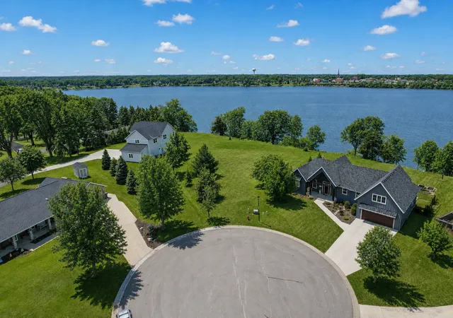 Photo 3 of Land for sale at 432 Lake Ct, Winsted, MN 55395 | MLS# 7098430 | Listing updated on 2026-09-11