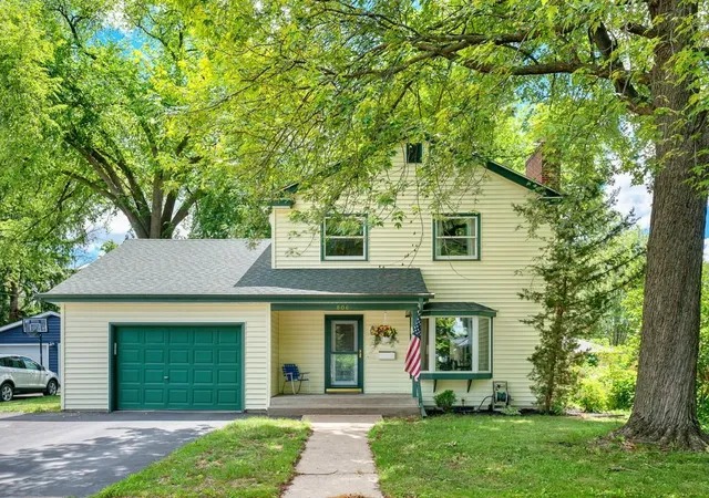 Photo 1 of Sale Pending at 806 Myrtle St, Hudson, WI 54016 | MLS# 7098730 | Listing updated on 2026-09-11