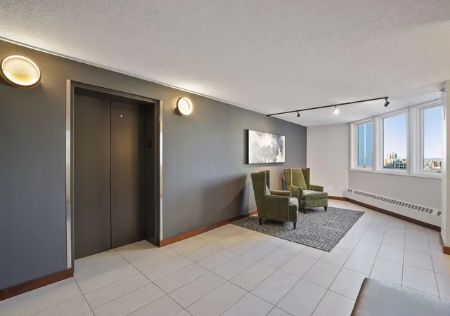Photo 3 of Condo for sale at 433 S 7th Street #2020, Minneapolis, MN 55415 | MLS# 7098812 | Listing updated on 2026-09-14