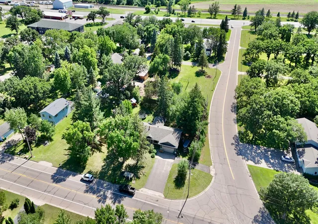 Photo 2 of Single family home for sale at 421 N Birch St, Royalton, MN 56373 | MLS# 7098864 | Listing updated on 2026-09-11