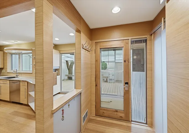 Photo 3 of Single family home for sale at 1511 Black Oaks Pl N, Minneapolis, MN 55447 | MLS# 7099023 | Listing updated on 2026-09-11