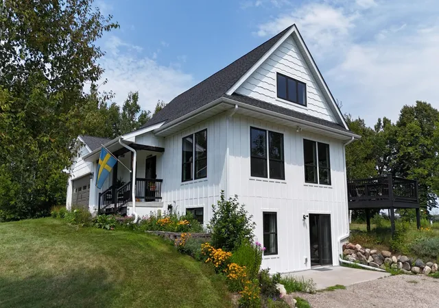 Photo 58 of Sale Pending at 28615 Quail Rd, Shafer, MN 55074 | MLS# 7099204 | Listing updated on 2026-09-29