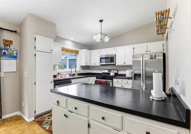 Photo 3 of Single family home for sale at 17762 S Shore Ln W, Eden Prairie, MN 55346 | MLS# 7099303 | Listing updated on 2026-09-08