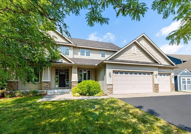 Photo 1 of Single family home for sale at 2001 Buffalo Run Rd, Buffalo, MN 55313 | MLS# 7099610 | Listing updated on 2026-09-12