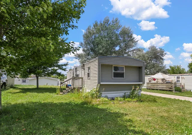 Photo 3 of Single family home for sale at 3611 85th Street Nw #34, Oronoco, MN 55960 | MLS# 7099898 | Listing updated on 2026-09-11