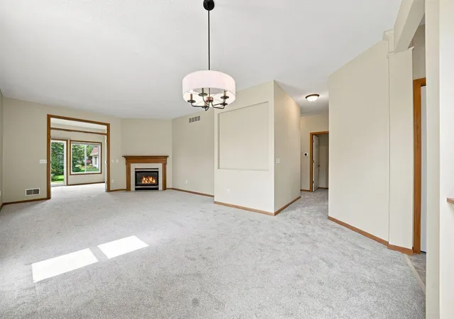Photo 2 of Single family home for sale at 14795 Bloomfield Cir, Rosemount, MN 55068 | MLS# 7100127 | Listing updated on 2026-09-15