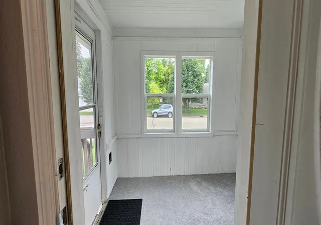 Photo 3 of Single family home for sale at 414 W Maple Ave, Fergus Falls, MN 56537 | MLS# 7100331 | Listing updated on 2026-09-15