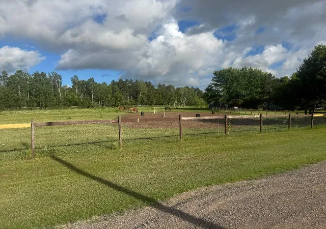 Photo 3 of Sale Pending at 5668 Brook Crk Rd, Brainerd, MN 56401 | MLS# 7100434 | Listing updated on 2026-09-10