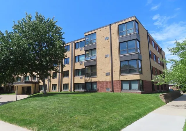 Photo 1 of Condo for sale at 2500 Blaisdell Ave #211, Minneapolis, MN 55404 | MLS# 7100507 | Listing updated on 2026-09-15