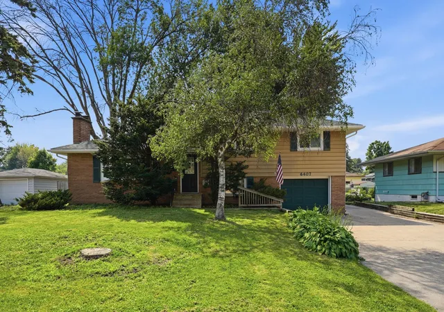 Photo 3 of Single family home for sale at 6407 Orchard Ave N, Minneapolis, MN 55429 | MLS# 7100909 | Listing updated on 2026-09-09