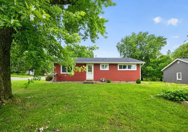 Photo 1 of Single family home for sale at 403 3rd Avenue Ne, Byron, MN 55920 | MLS# 7101093 | Listing updated on 2026-09-14