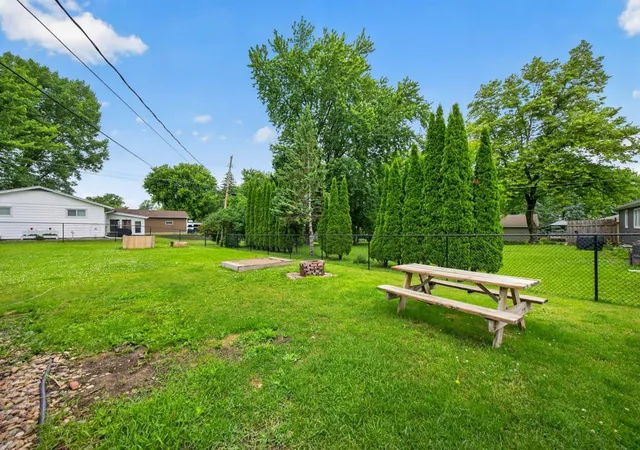 Photo 4 of Single family home for sale at 403 3rd Avenue NE, Byron, MN 55920 | MLS# 7101093 | Listing updated on 2026-09-14