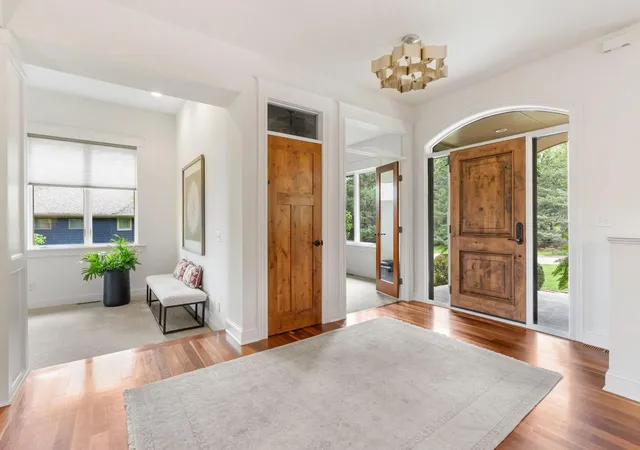 Photo 3 of Single family home for sale at 710 Shadyview Ln N, Minneapolis, MN 55447 | MLS# 7101226 | Listing updated on 2026-09-15