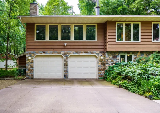 Photo 4 of Single family home for sale at 6340 Lamar Ave S, Cottage Grove, MN 55016 | MLS# 7101423 | Listing updated on 2026-09-15