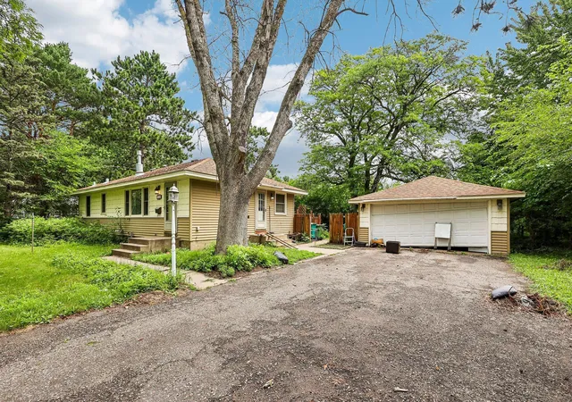 Photo 3 of Sale Pending at 6948 Janell Ave N, Minneapolis, MN 55428 | MLS# 7101477 | Listing updated on 2026-09-15