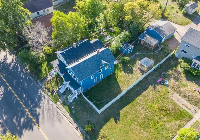 Photo 3 of Multi family home for sale at 25 E 7th Street, Duluth, MN 55805 | MLS# 7101886 | Listing updated on 2026-09-10