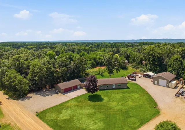 Photo 1 of Single family home for sale at 65391 142nd Avenue, Wabasha, MN 55981 | MLS# 7102034 | Listing updated on 2026-09-10