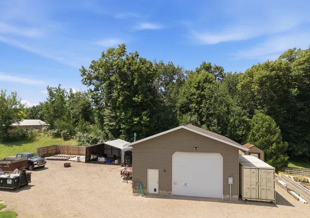 Photo 3 of Single family home for sale at 65391 142nd Avenue, Wabasha, MN 55981 | MLS# 7102034 | Listing updated on 2026-09-10