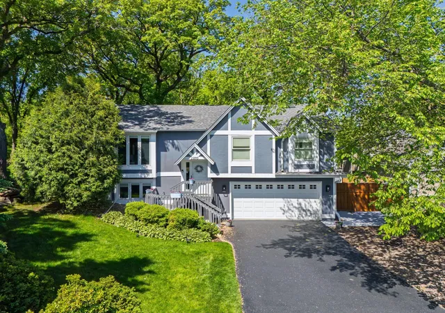 Photo 1 of Single family home for sale at 2840 Mayflower Ave, Hopkins, MN 55305 | MLS# 7102250 | Listing updated on 2026-09-10