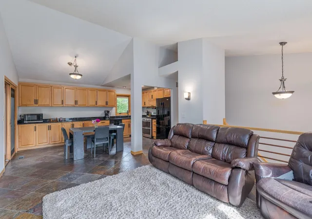 Photo 2 of Single family home for sale at 2840 Mayflower Ave, Hopkins, MN 55305 | MLS# 7102250 | Listing updated on 2026-09-10